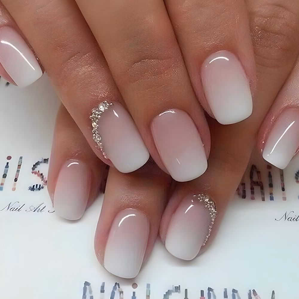 Was sind rosa-weiße Ombre-Nägel?